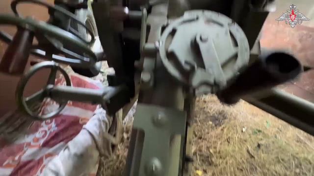 Минометчики сорвали попытку ротации подразделений ВСУ на Донецком направлении Военнослужащие миноме смотреть онлайн