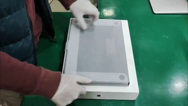 Unboxing Latest Apple MacBook Pro M3 chip Space Black Colour смотреть онлайн