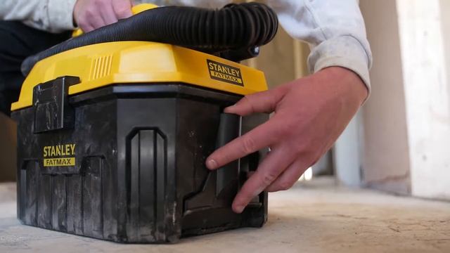 STANLEY FATMAX FMC795B våt/torrdammsugare смотреть онлайн