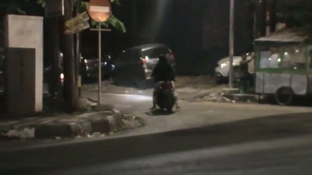 HANDYCAM SONY DCR - SX21 || NOISEALBUM VANDALISME смотреть онлайн