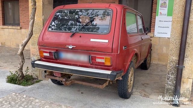 Soviet LADA NIVA 4X4 in the Spanish Village (USSR VAZ-2121) смотреть онлайн