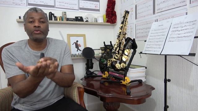 How to stop squeaking on saxophone смотреть онлайн