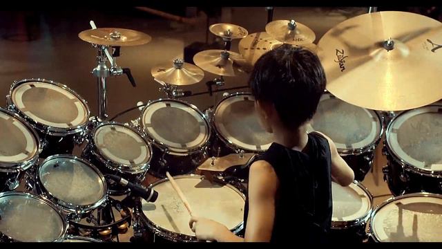 Alvin Klod - Solo Drum Using DW Terry Bozzio Drum Set!! смотреть онлайн