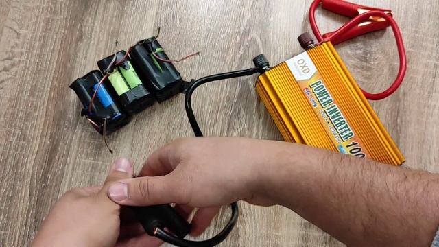 ОГЛЯД ПЕРЕТВОРЮВАЧА НАПРУГИ ІНВЕРТОР З 12В НА 220В