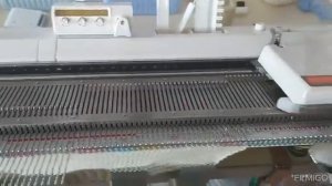 НОСКИ  ЗА  30 МИНУТ  НА ДВУХ ФОНТУРАХ.