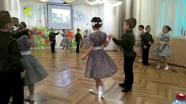 Вальс "Ах эти тучи в голубом" смотреть онлайн