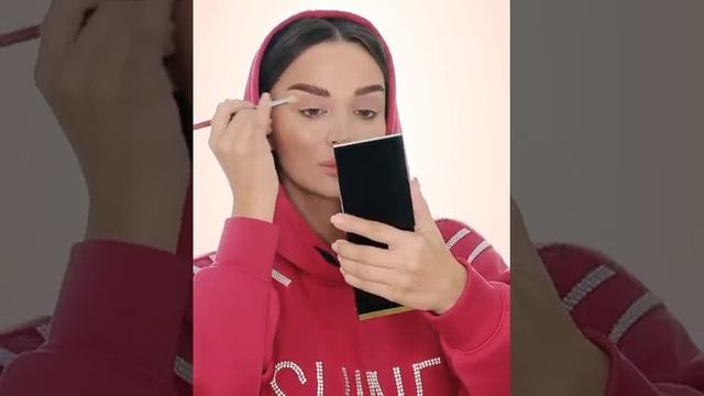 Красывый и нежный макияж от Дианы Омаровой смотреть онлайн