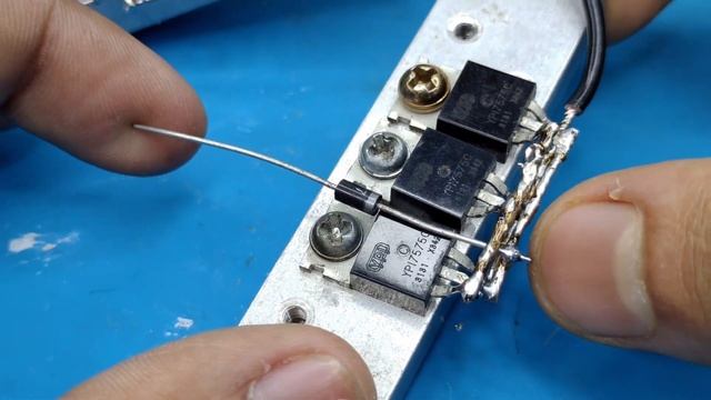 I Make 3000W POWERFUL 12V To 220V Inverter Make At Home Using Transformer Mosfet