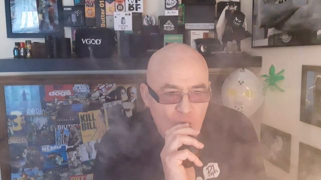 VG M,C ELIQUID,,STRAWBERRY WATERMELON 70/30 vg pg смотреть онлайн
