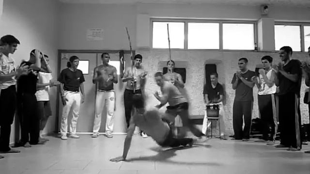Nimi C.D.O Capoeira Sampler 2010-2011 смотреть онлайн