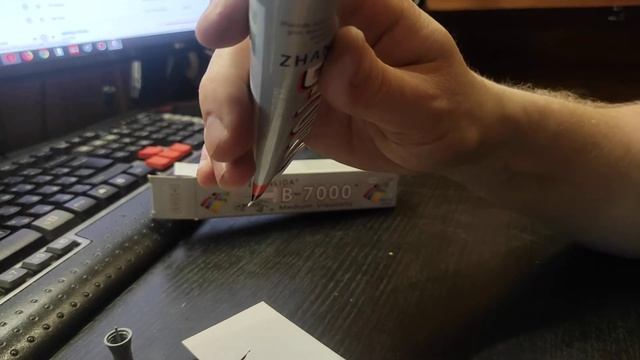 B-7000, каким клеем пользоваться для проклейки экрана телефона, отличия от T-7000 смотреть онлайн