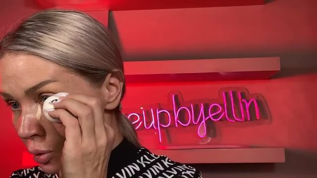 Как Сделать Макияж, Используя Всего 1 Кисть? | Эллин Святимова смотреть онлайн