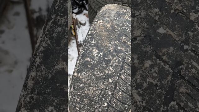 Внезапно выпал снег. В ускоренном режиме заменил резину. смотреть онлайн