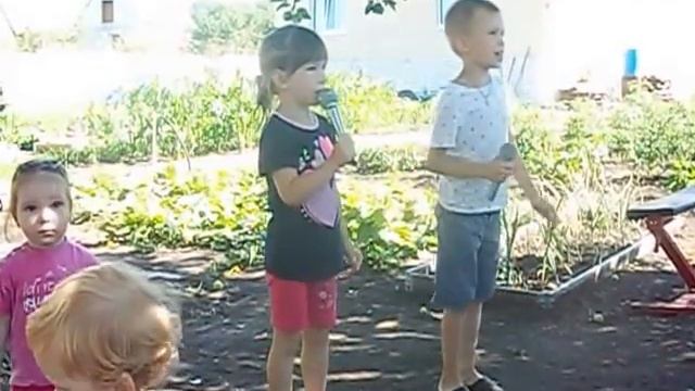 Маленькие Звезды на даче смотреть онлайн