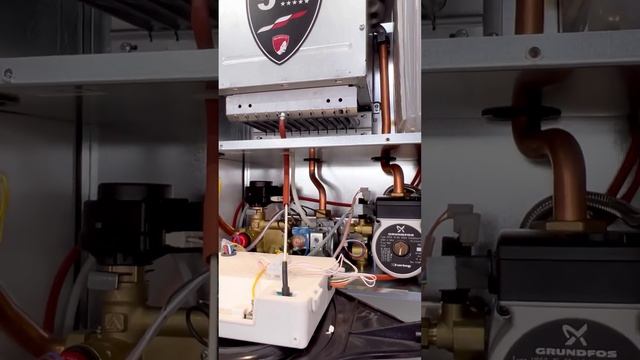 Как выбрать газовый котёл и как он выглядит изнутри смотреть онлайн
