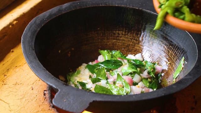 සුද්දියෙකුත් පිස්සු වට්ටපු ලංකාවේ කොස් කොත්තුව හරියටම හදන්නේ මෙහෙමයි | Sri lanka Kottu Recipe смотреть онлайн