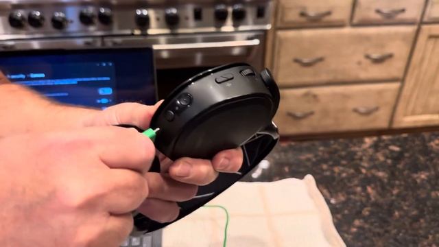 SteelSeries Arctis 9 - Power button not working смотреть онлайн