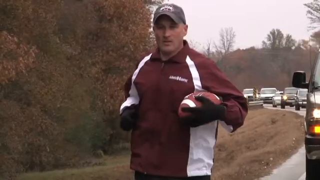 Egg Bowl Game Ball Run 2013 смотреть онлайн