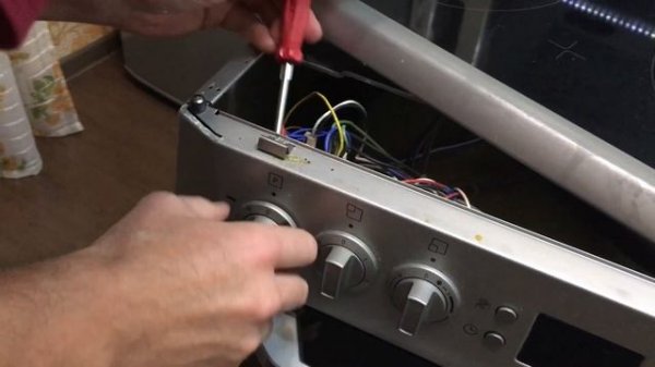 Не работает духовой шкаф Beko. Плита Beko. Ремонт Beko.