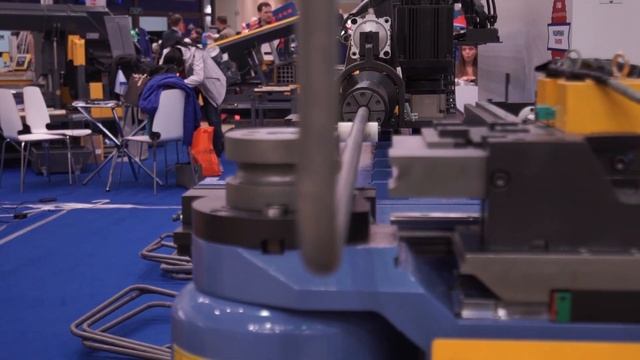 Автоматический дорновый трубогиб с ЧПУ HC-500RSM смотреть онлайн