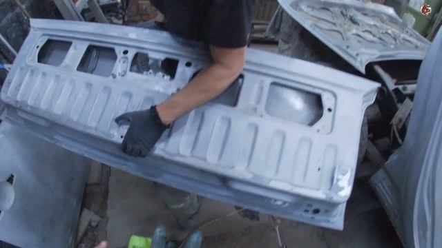 Проблемный Mtsubishi L200. Замена цвета с полным разбором.