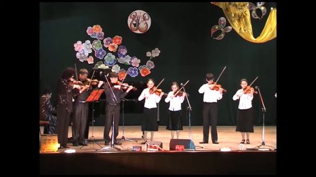 ian folk song ''Oj za hajem,hajem''- Perfomed by the violin ensemble смотреть онлайн