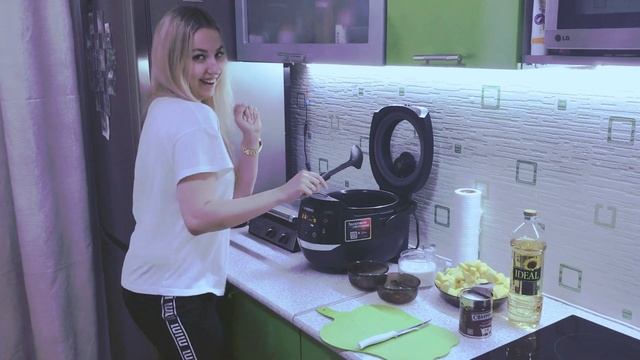 Картофель с тушенкой, рецепт который поменяет твою жизнь! смотреть онлайн