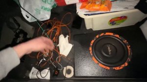 Подседельный сабвуфер в багажнике. DLAudio barracuda 8a underseat. Прослушивание.
