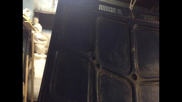 Ремонт заднего поворотника и установка газового упора капота на ВАЗ 2107 #2 смотреть онлайн