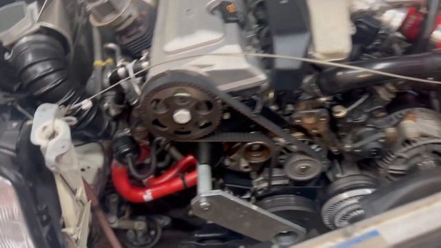 Hey, that 1994 Audi S4 Looks Familiar! смотреть онлайн