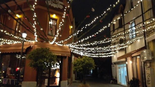 Коледна украса преобрази Капана смотреть онлайн