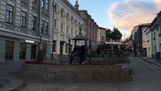 Казань. прогулка по Казани 1 часть. улица Баумана смотреть онлайн