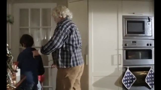 ИНЦИДЕНТ С САНТОЙ смотреть онлайн