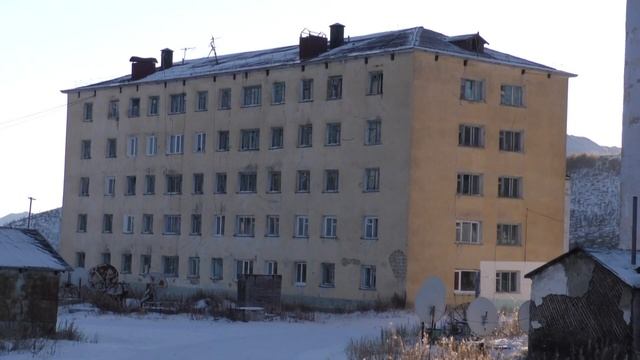 Вода – из речки, тепло – от печки, свет – от ДЭСки. Вымирающая Колыма?! смотреть онлайн