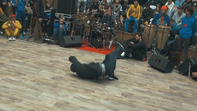 V1 BATTLE ↔ Predatorz vs Uzi Rock & Gleb ↔ 1'4 ↔ #v1battle #bmvideo смотреть онлайн