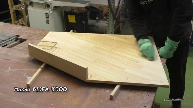 Шкаф для дачи из дерева