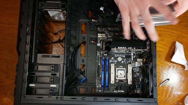 Składanie komputera - i5 4590 | GTX 650 | 8GB HyperX 1600 MHz смотреть онлайн