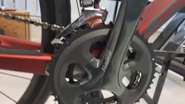 2021 Scott Addict 30 Disc Carbon Road Bike - Red смотреть онлайн