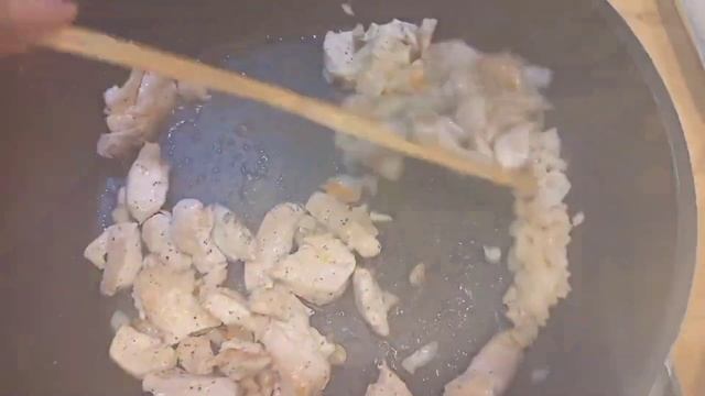 Фунчоза "Rus Asia" с курицей и овощами смотреть онлайн