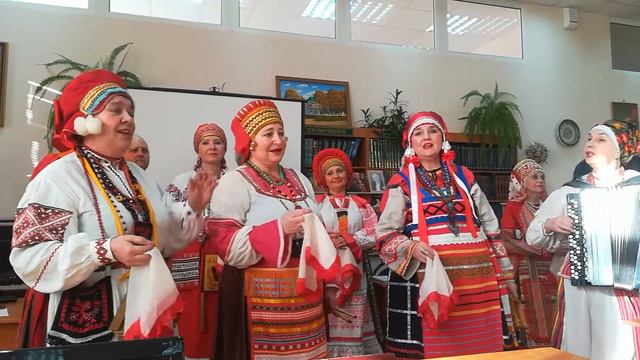 Выступление народного хора Тальяночка