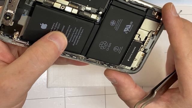 IPhone 10 отключаются AirPods