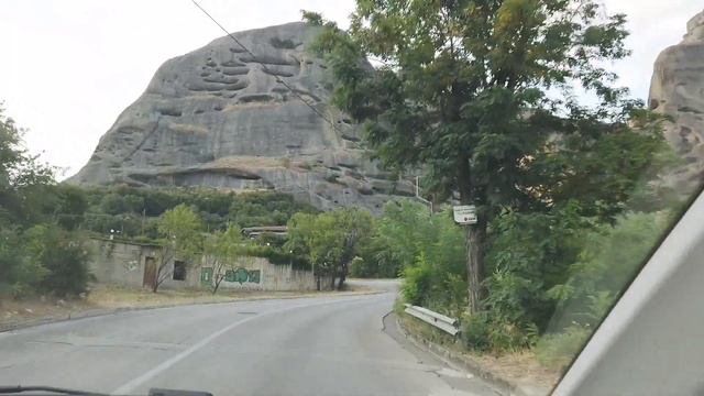 DRIVE TO METEORA FROM ATHENS AIRPORT || GREECE TRIP 2021 смотреть онлайн