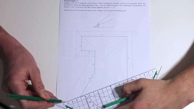 Dachausmittelung (unterschiedliche Dachneigungen)  - Darstellende Geometrie Für Bauingenieure