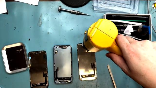 iPhone 14 Screen Replacement Guide смотреть онлайн