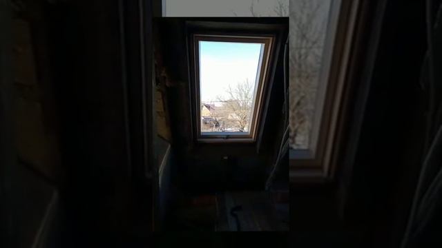 Установка мансардного окна Факро в готовую кровлю