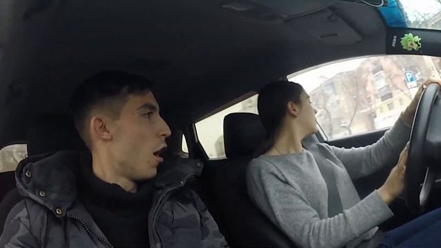 "Между рулём и сидением 3" | Путь в хинкальную смотреть онлайн