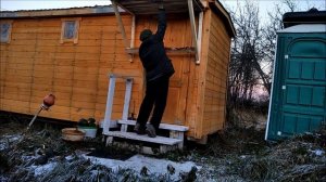 как самому сделать два навеса над дверью