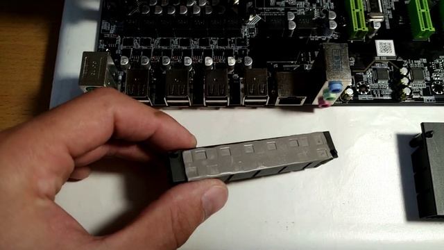 LGA1366 ?Подготовка матери для горячего ЦП? и? переезд в новый корпус? смотреть онлайн