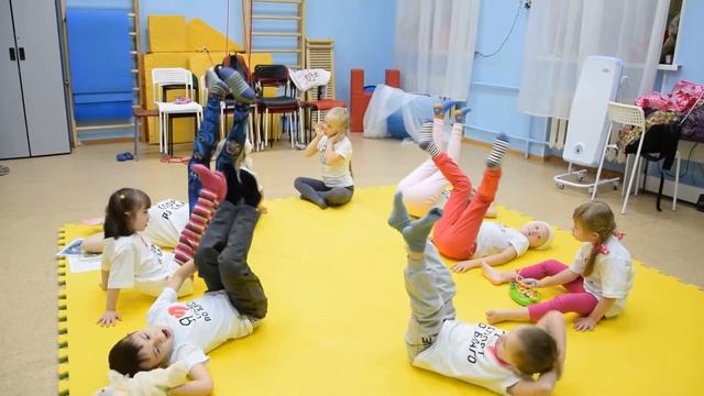Адаптивная физкультура с Натальей Барсуковой. Декабрь 2017 смотреть онлайн