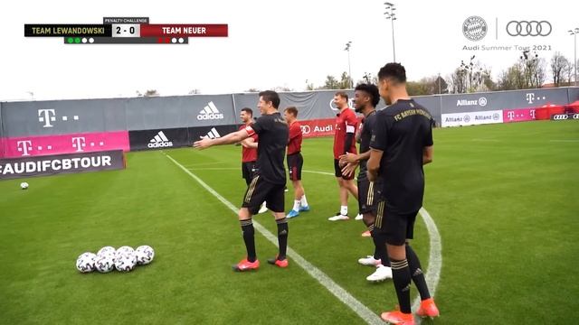 FC Bayern München - Copy The Penalty Challenge смотреть онлайн